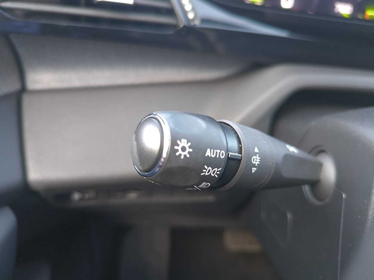 Peugeot 308 SW ALLURE BLUE HDI 130 CV  EAT8  - Foto 2