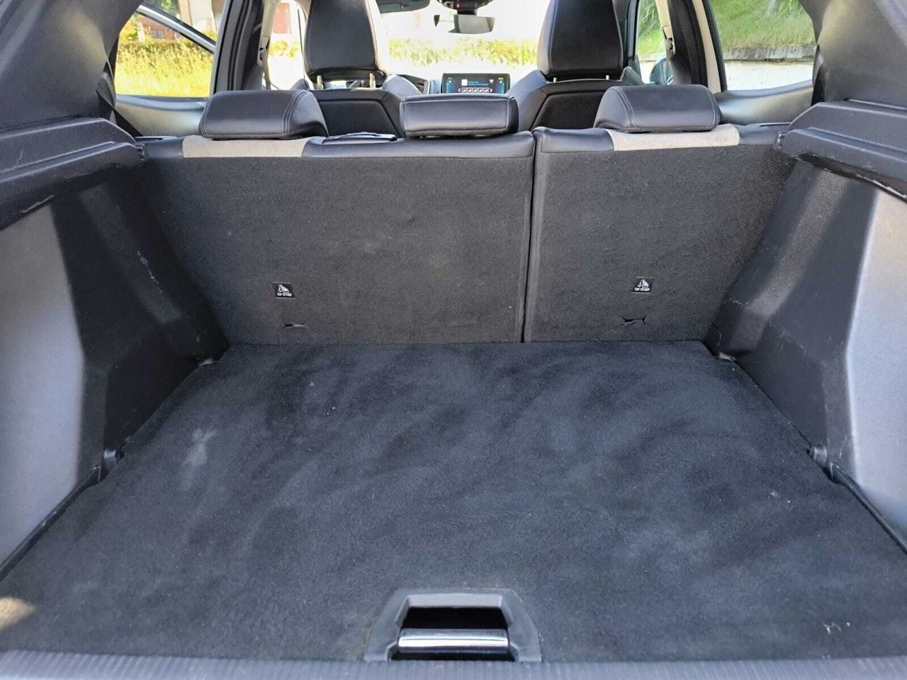 Peugeot e-2008 GT ELECTRICO 136 CV  - Foto 2