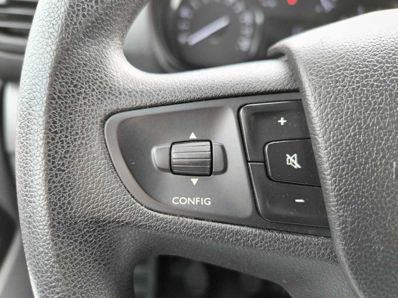 Peugeot Expert COMBI BLUE HDI 120 CV LONG 8 PLAZAS  - Foto 2