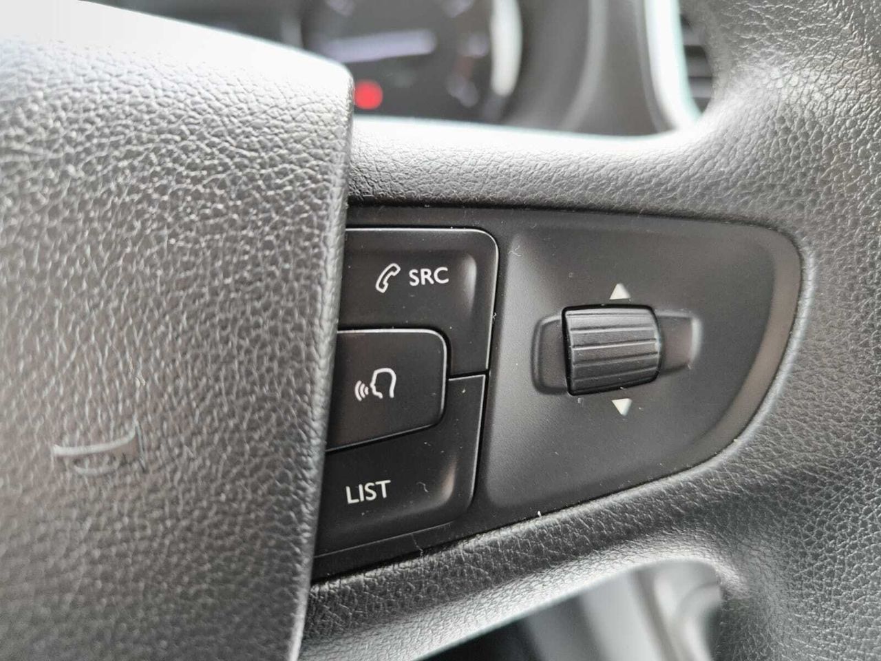 Peugeot Expert COMBI BLUE HDI 120 CV LONG 8 PLAZAS  - Foto 2