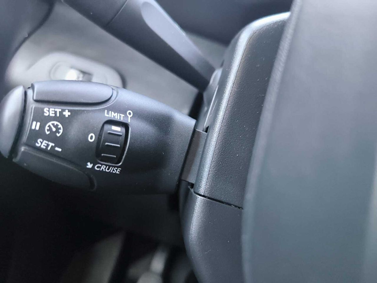 Peugeot Partner FG PRO STANDARD 600 KG BLUE HDI 75 CV  - Foto 2