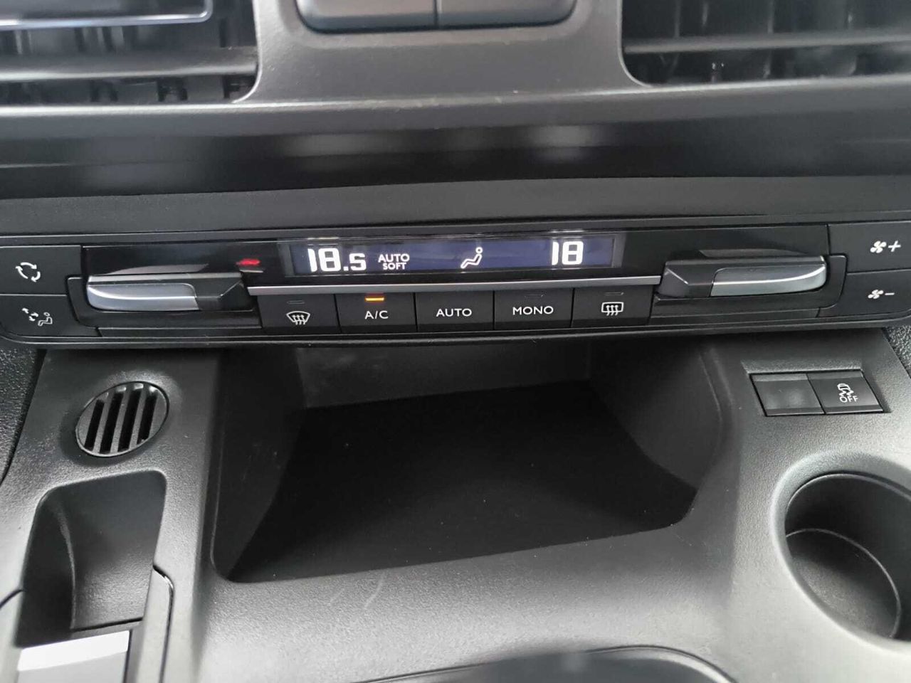 Peugeot Rifter ALLURE BLUE HDI 100 CV STANDARD  - Foto 2