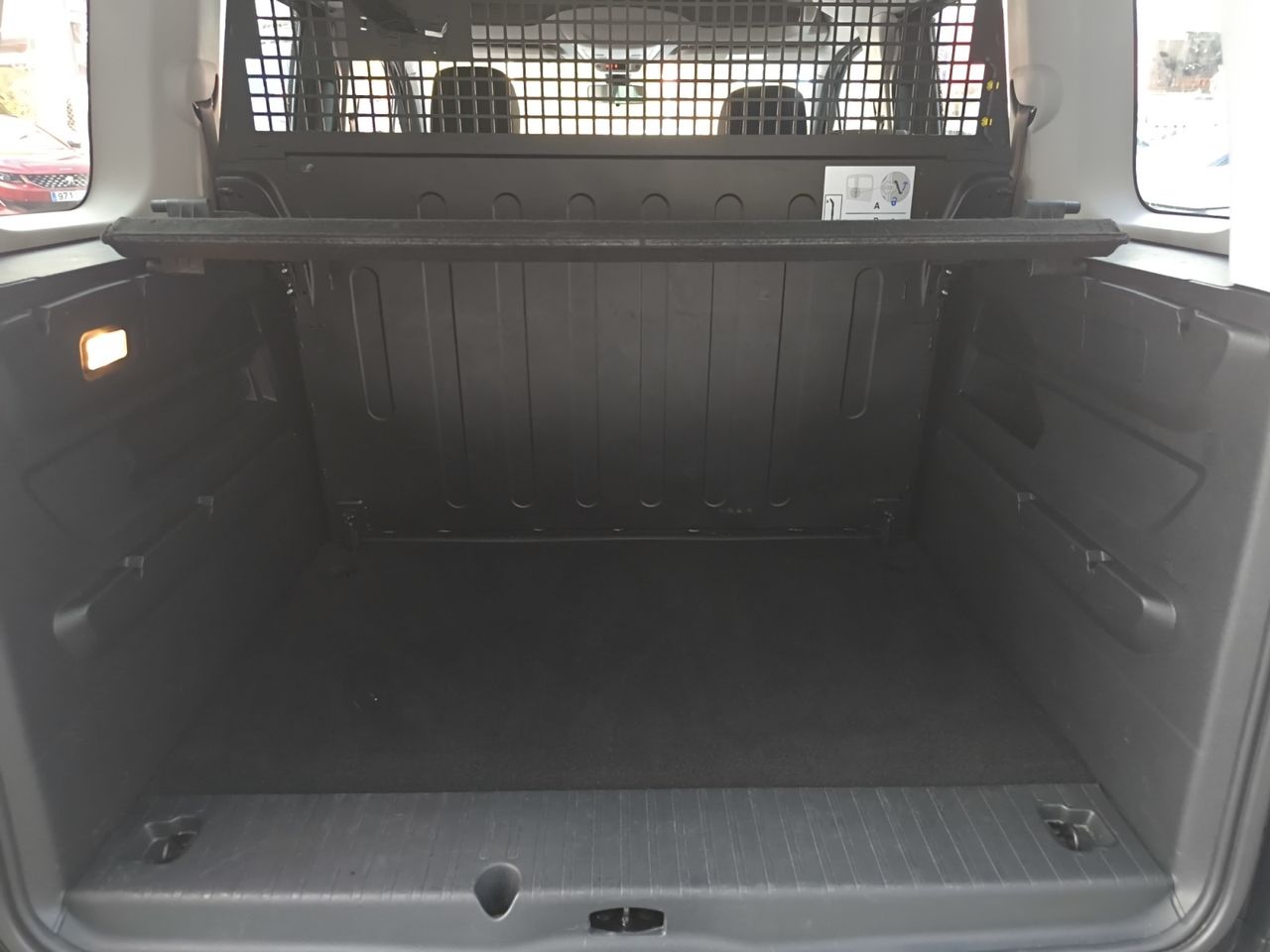 Peugeot Rifter ALLURE BUSINESS STANDARD BLUE HDI 100 CV  - Foto 2