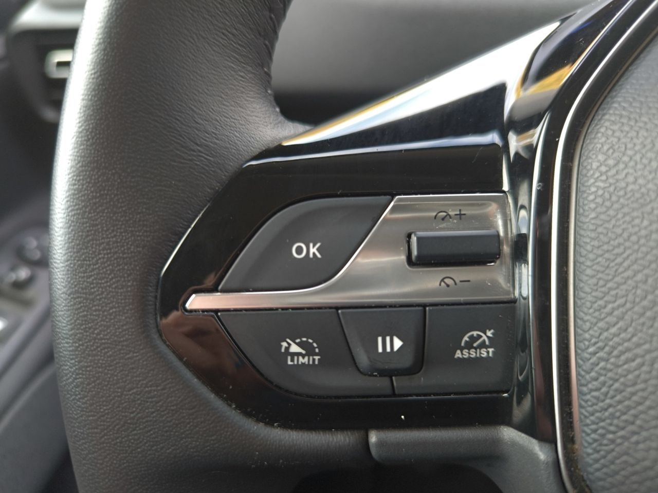 Peugeot Rifter ALLURE BUSINESS STANDARD BLUE HDI 100 CV  - Foto 2