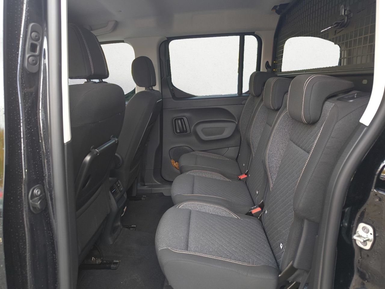 Peugeot Rifter ALLURE BUSINESS STANDARD BLUE HDI 100 CV  - Foto 2