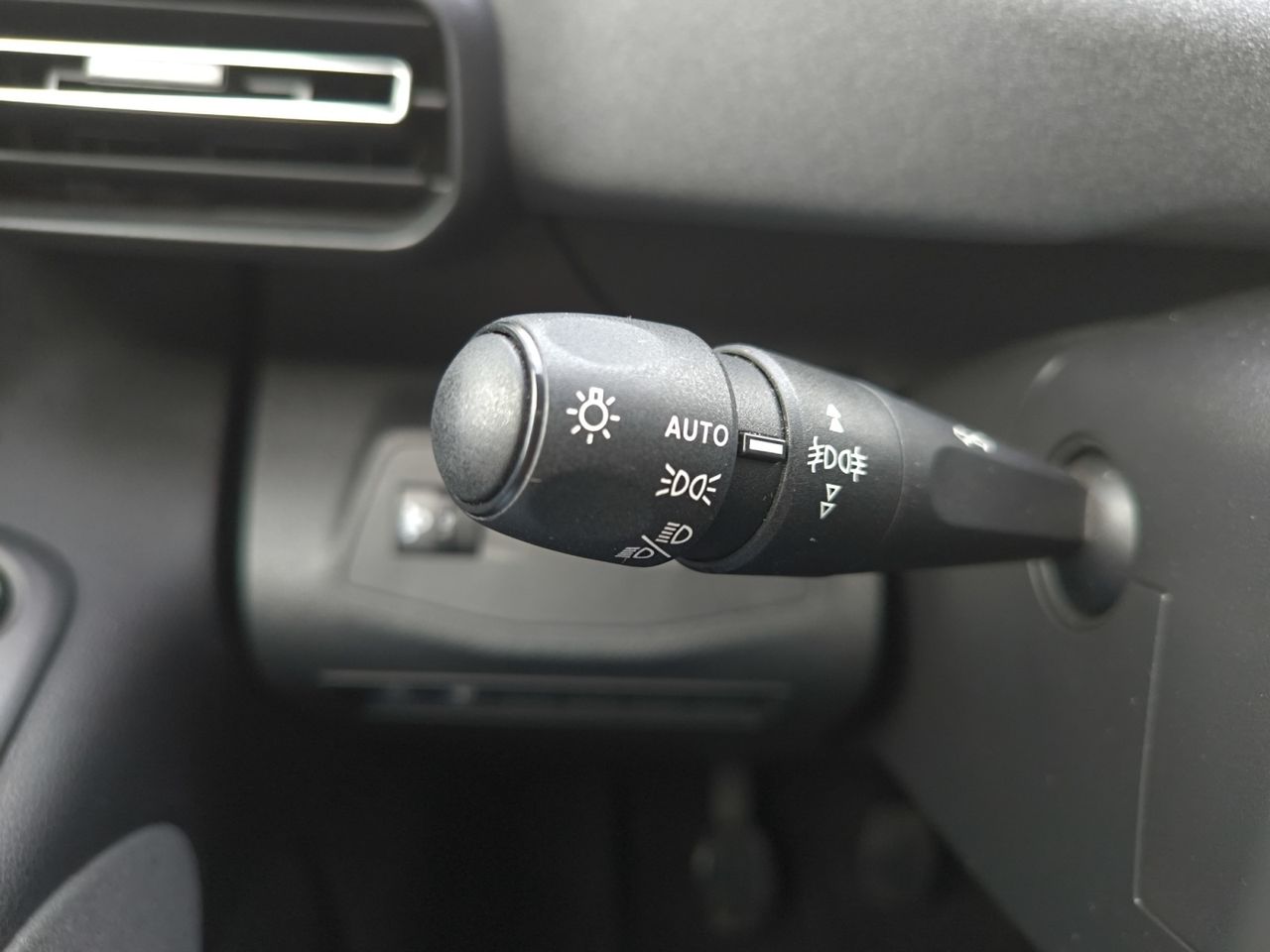 Peugeot Rifter ALLURE BUSINESS STANDARD BLUE HDI 100 CV  - Foto 2