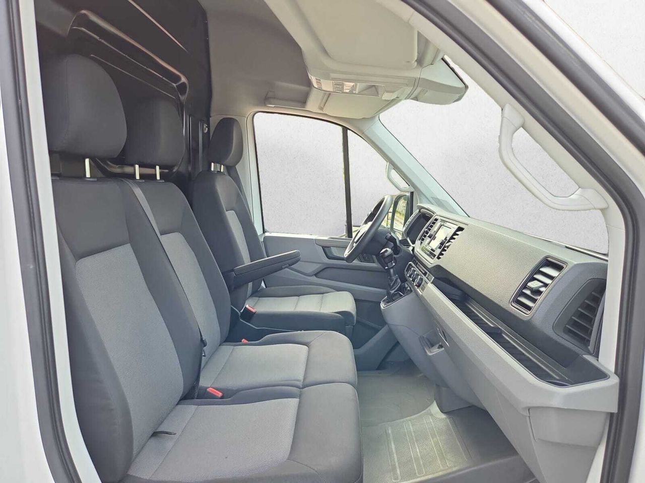 Volkswagen Crafter 30 FG BATALLA MEDIA L3 H2 BLUE HDI 140 CV 3000 KG  - Foto 2