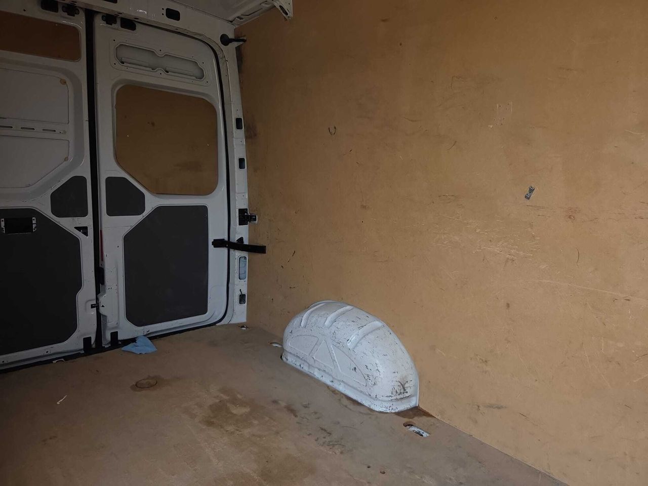 Volkswagen Crafter 30 FG BATALLA MEDIA L3 H2 BLUE HDI 140 CV 3000 KG  - Foto 2