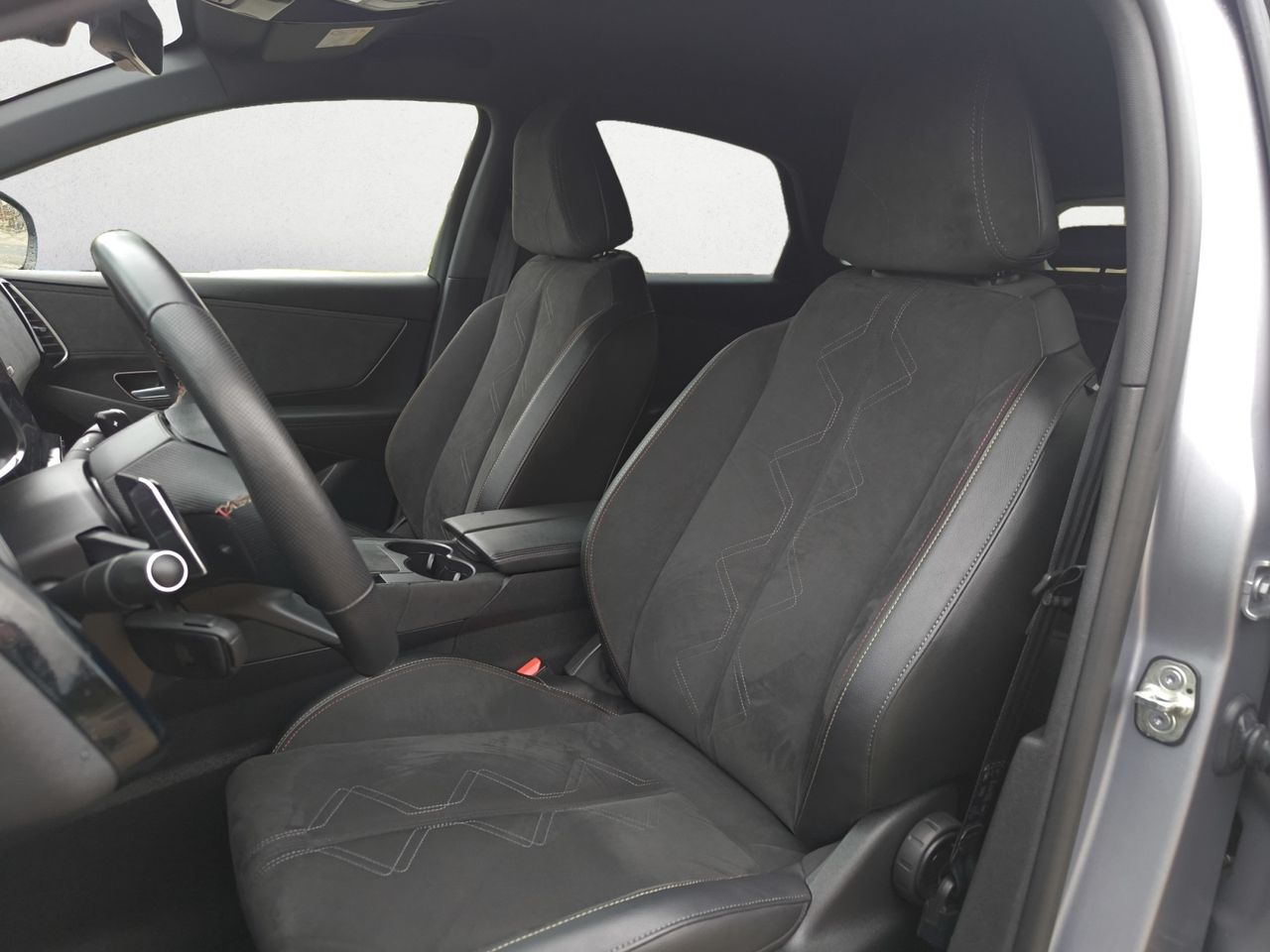 DS DS 7 Crossback E TENSE 300 4X4 PERFORMANCE LINE  - Foto 2