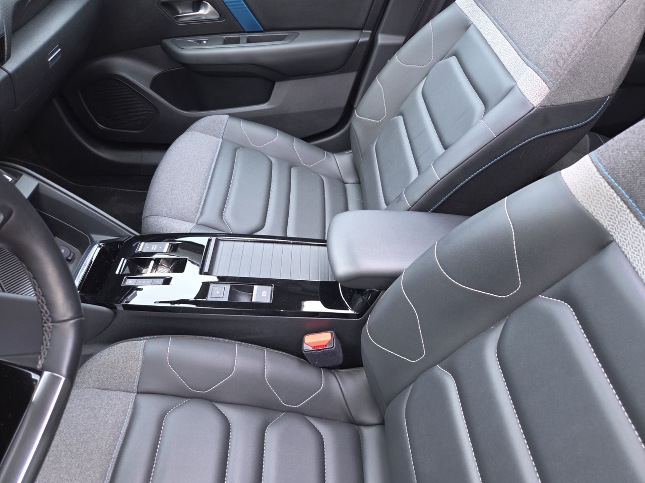 Citroën ë-C4 ELECTRICO SHINE  - Foto 2