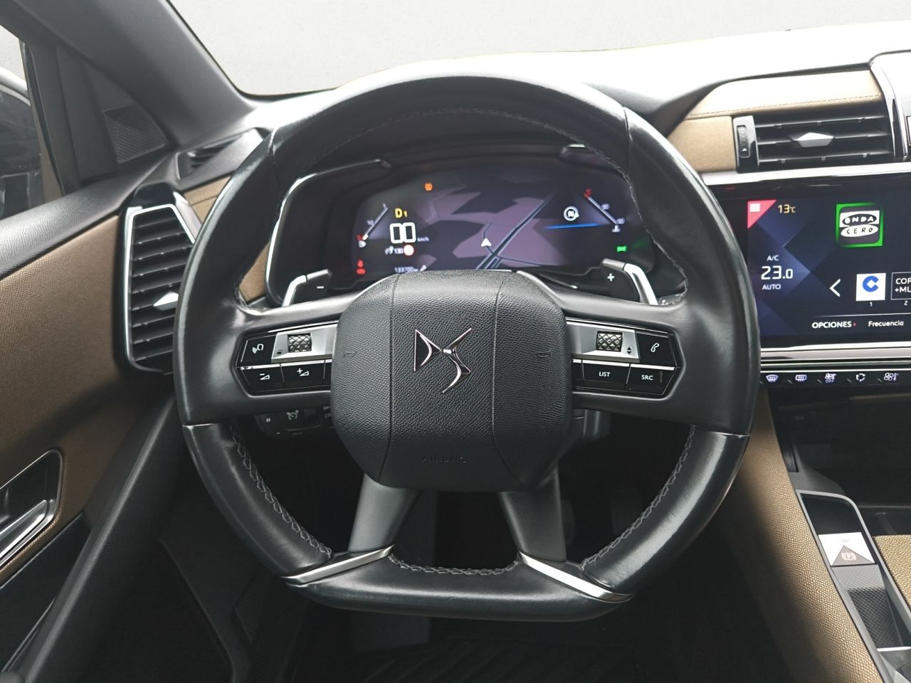 DS DS 7 Crossback BLUE HDI 130 AUT SO CHIC  - Foto 2