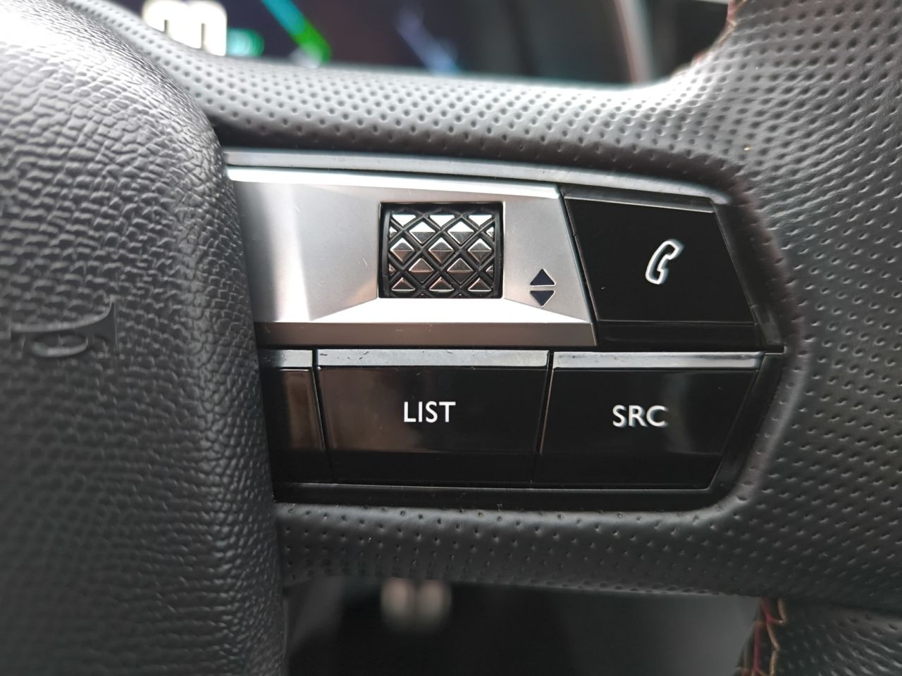 DS DS 7 E TENSE 300 4X4 PERFORMANCE LINE - Foto 2