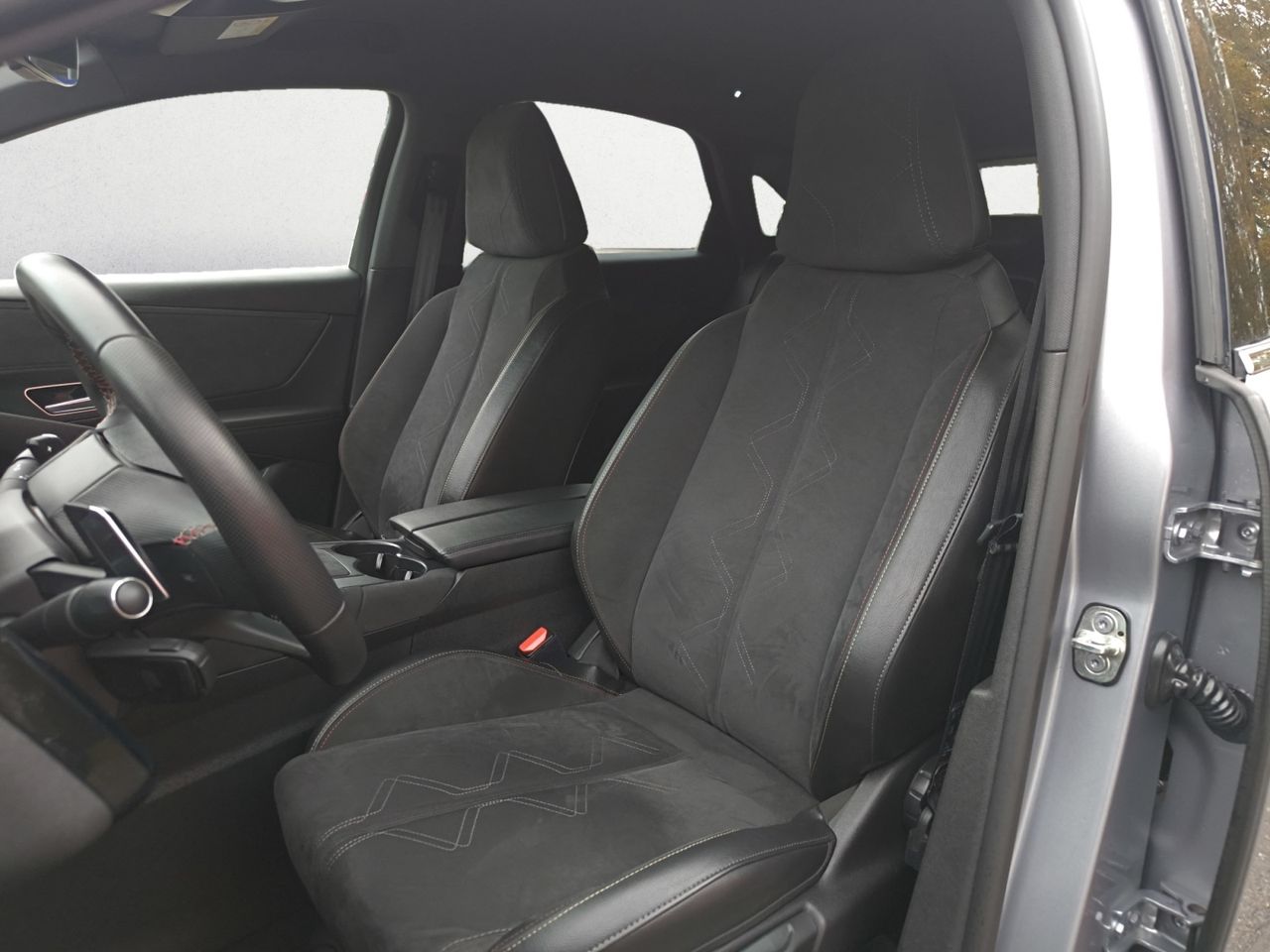 DS DS 7 Crossback E TENSE 300 4X4 PERFORMANCE LINE  - Foto 2