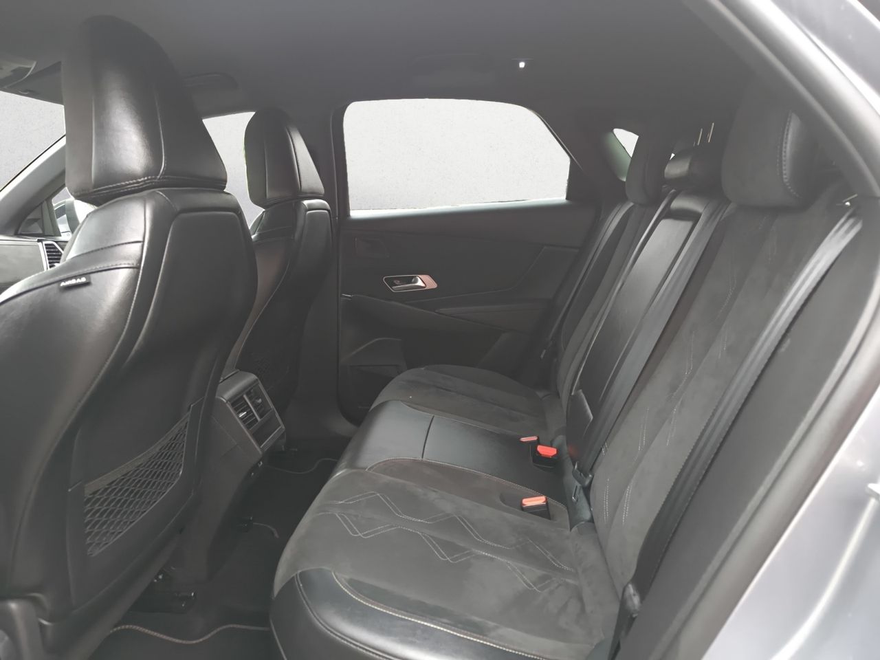 DS DS 7 Crossback E TENSE 300 4X4 PERFORMANCE LINE  - Foto 2