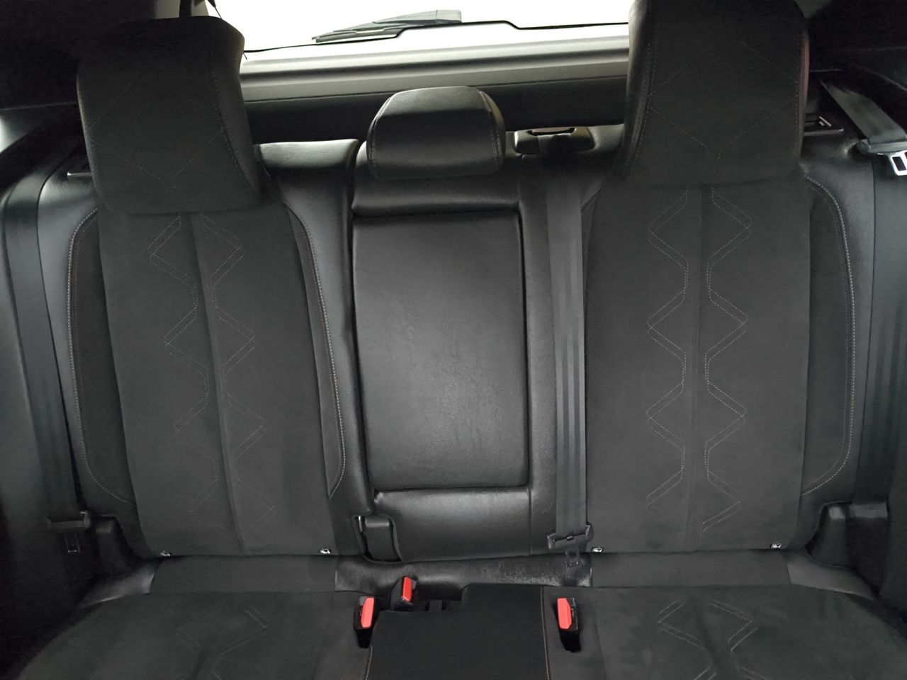 DS DS 7 Crossback E TENSE 300 4X4 PERFORMANCE LINE  - Foto 2