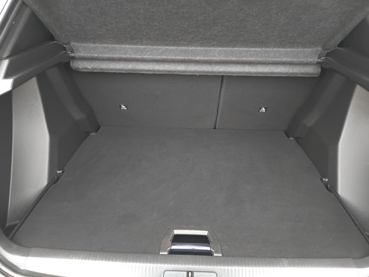 Peugeot e-2008 ALLURE ELECTRICO - Foto 2