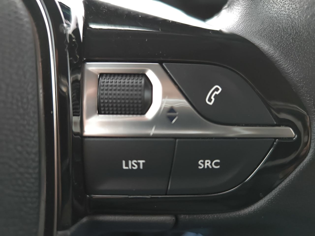 Peugeot e-2008 ALLURE ELECTRICO - Foto 2