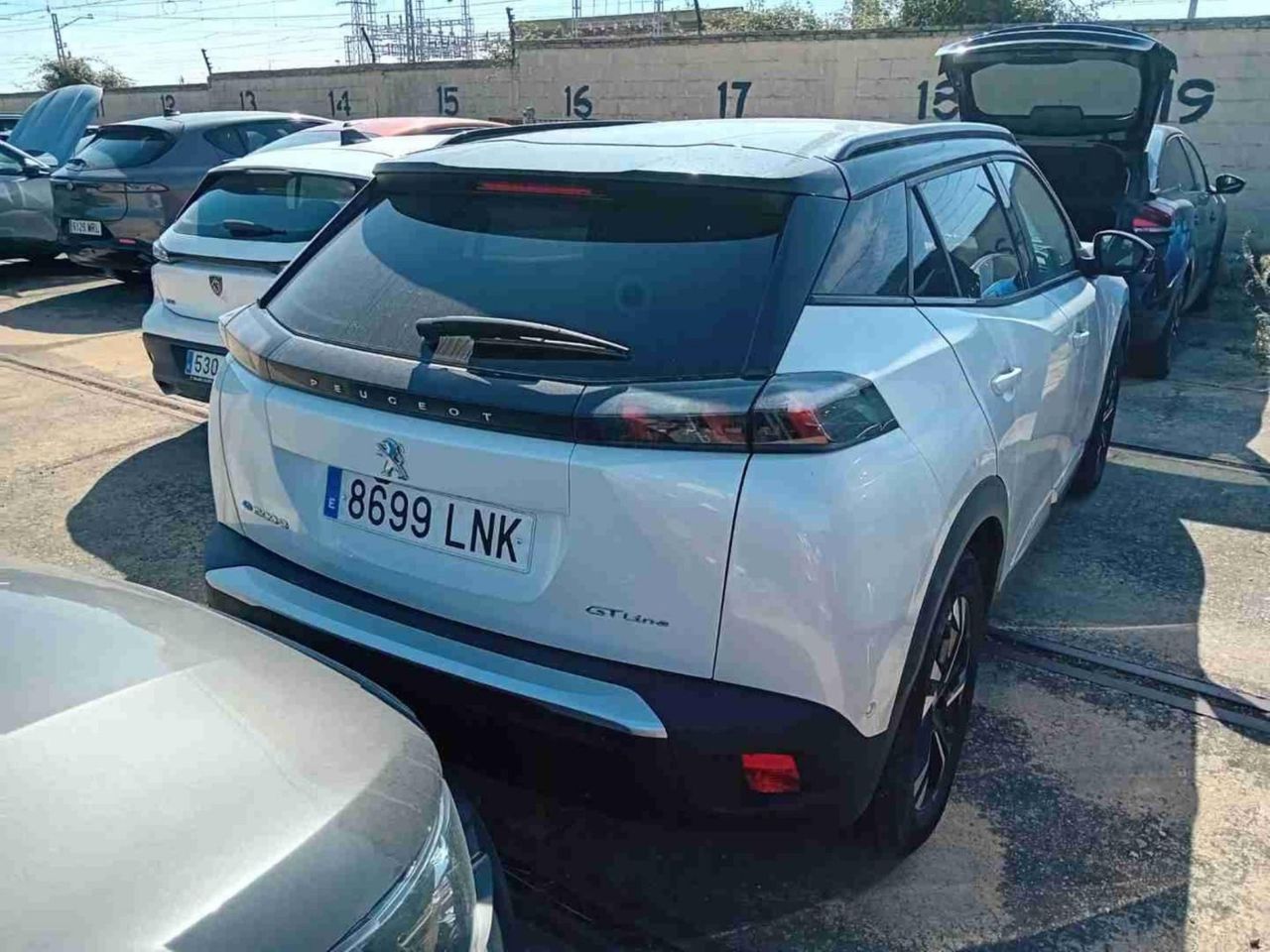 Peugeot e-2008 GT LINE ELECTRICO   - Foto 2