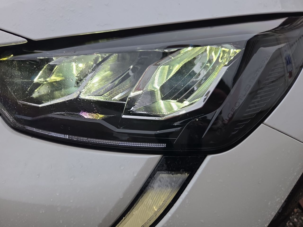 Peugeot e-208 ALLURE PACK ELECTRICO - Foto 2