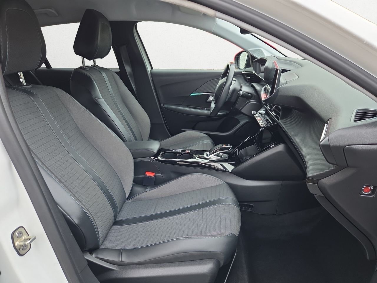 Peugeot e-208 ALLURE PACK ELECTRICO - Foto 2