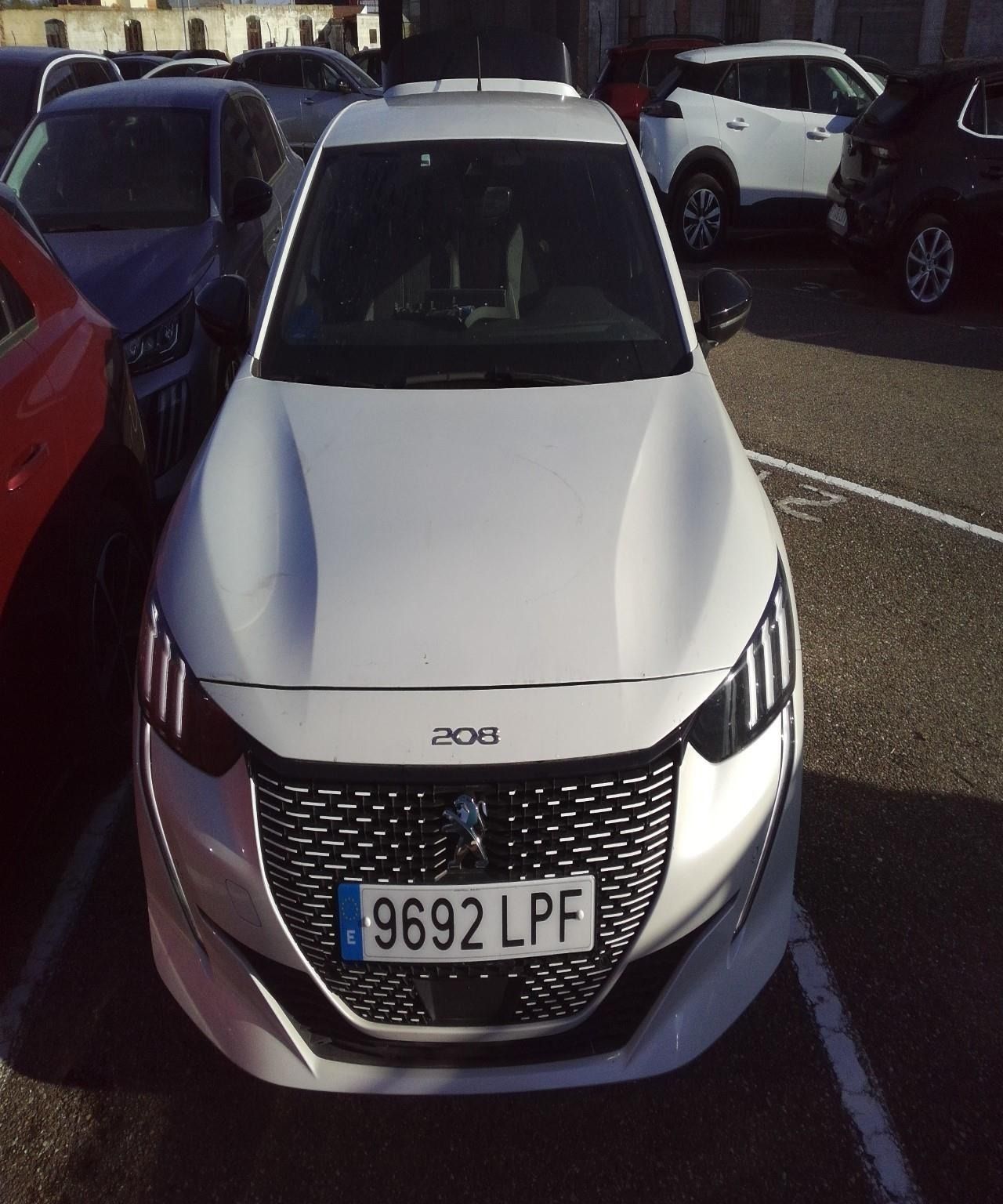 Peugeot e-208 GT ELECTRICO 136 CV  - Foto 2