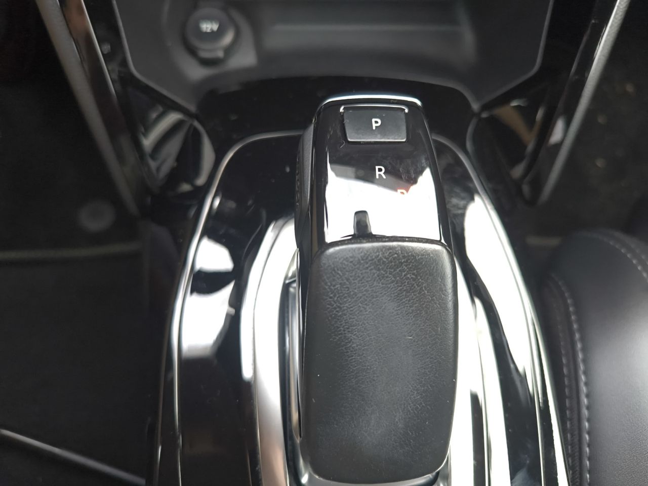 Peugeot e-208 GT ELECTRICO 136 CV - Foto 2