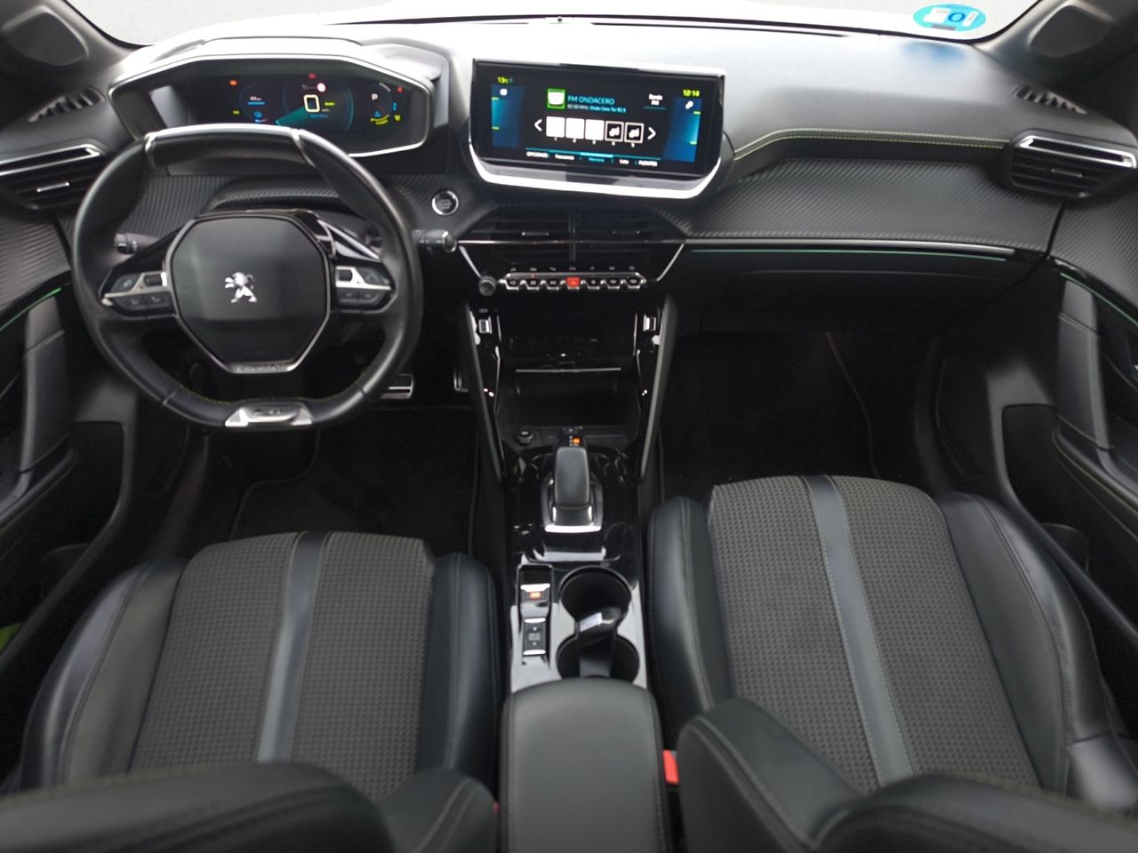 Peugeot e-208 GT ELECTRICO 136 CV - Foto 2