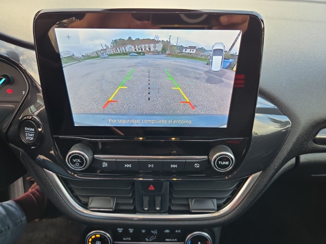 Ford Fiesta 1.0 ECOBOOST MHEV 92 KW 125 CV ST LINE  - Foto 2