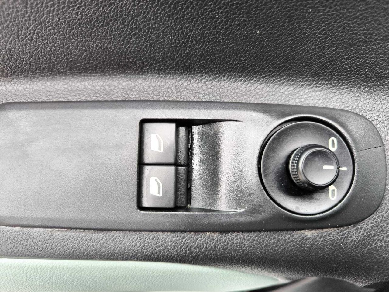 Citroën Berlingo TALLA M BLUE HDI FEEL  - Foto 2