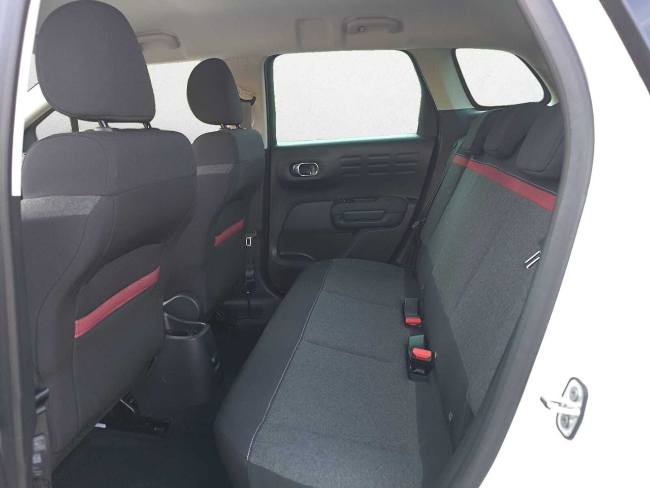 Citroën C3 Aircross BLUE HDI 100 CV C SERIES  - Foto 2