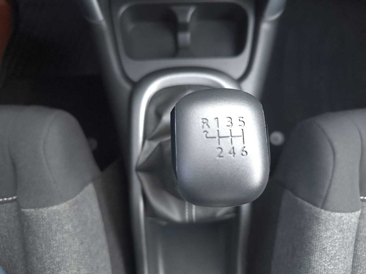 Citroën C3 Aircross BLUE HDI 100 CV C SERIES  - Foto 2