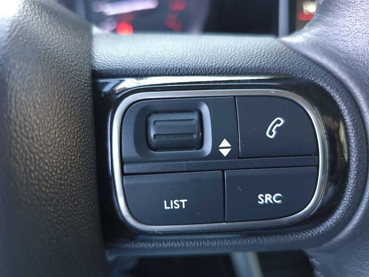 Citroën C3 Aircross BLUE HDI 110 C SERIES  - Foto 2