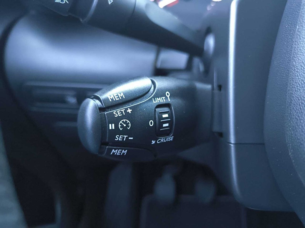 Citroën C3 Aircross BLUE HDI 110 C SERIES  - Foto 2