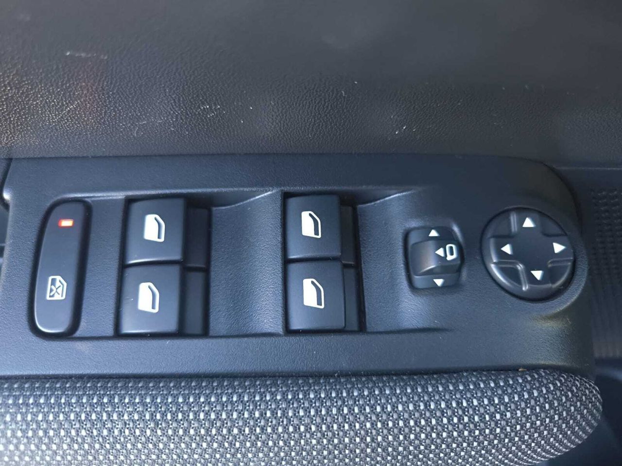 Citroën C3 Aircross BLUE HDI 110 C SERIES  - Foto 2