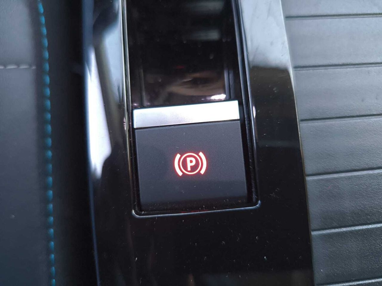 Citroën C4 BLUE HDI 130 CV EAT8 SHINE  - Foto 2