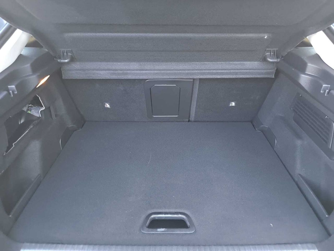 Citroën C4 BLUE HDI 130 CV EAT8 SHINE  - Foto 2