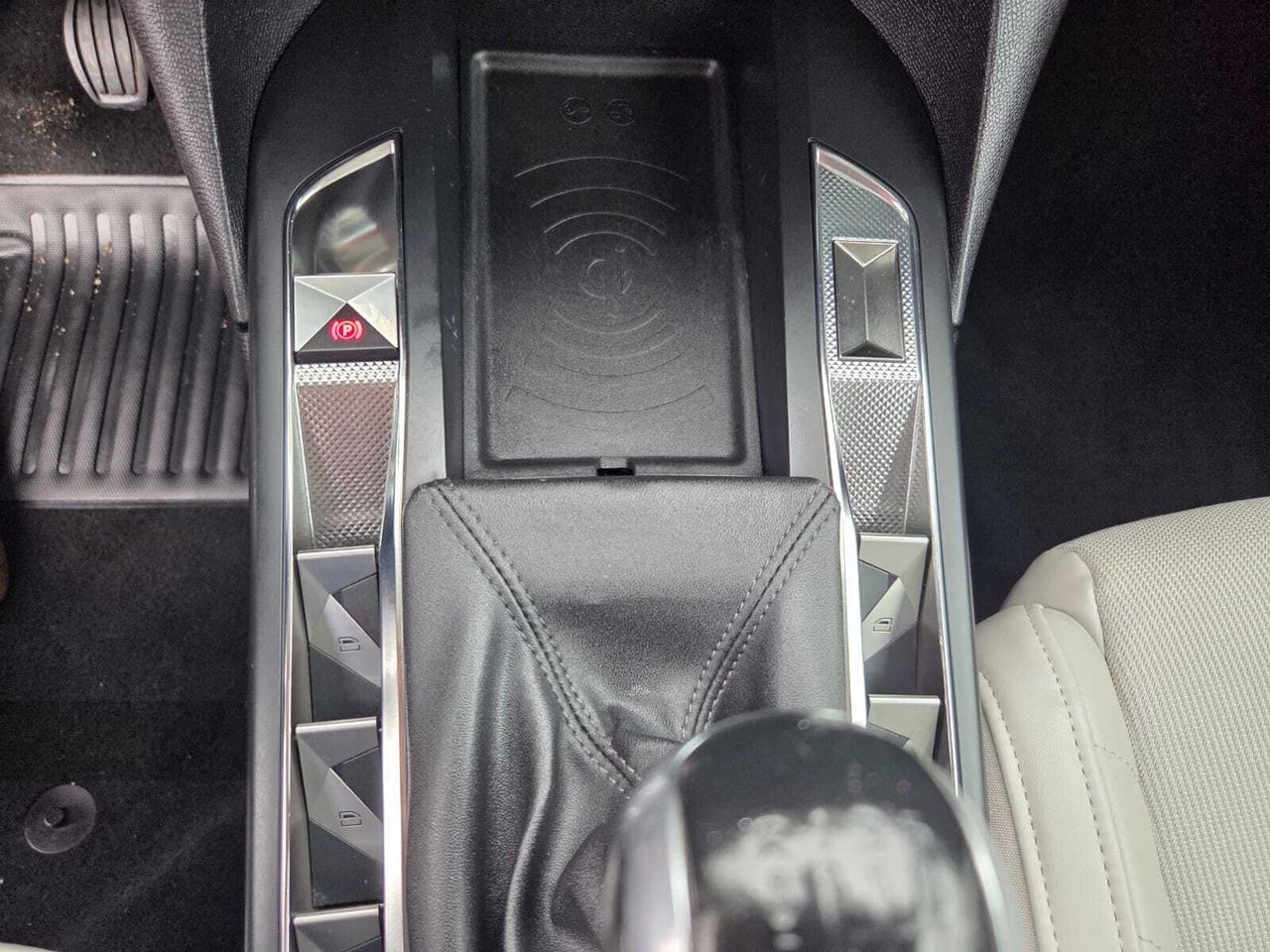 DS DS 3 CROSSBACK PURE TECH 100 CV CONNECTED CHIC  - Foto 2