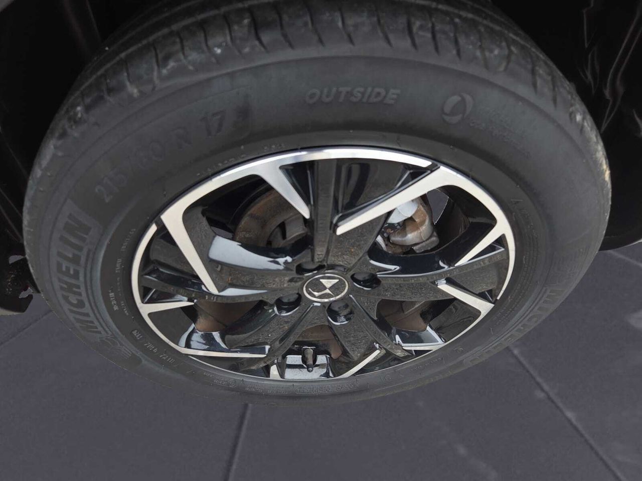 DS DS 3 CROSSBACK PURE TECH 100 CV CONNECTED CHIC  - Foto 2