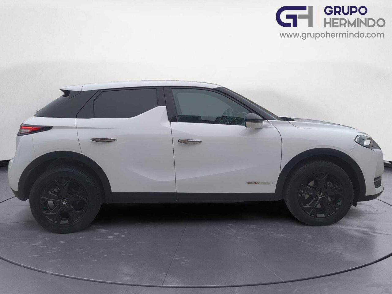 DS DS 3 CROSSBACK PURE TECH 130 CV AUT PERFORMANCE LINE  - Foto 2
