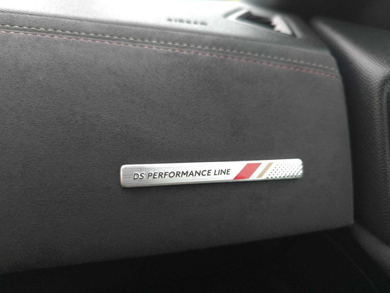 DS DS 3 CROSSBACK PURE TECH 130 CV AUT PERFORMANCE LINE  - Foto 2