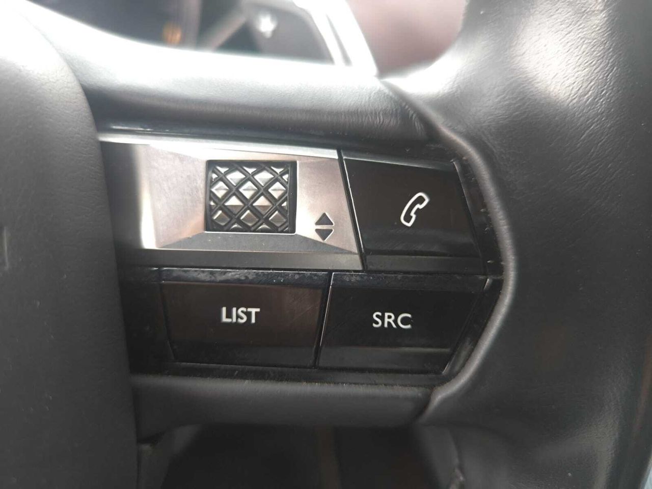 DS DS 3 CROSSBACK PURE TECH 155 CV LA PREMIERE  - Foto 2