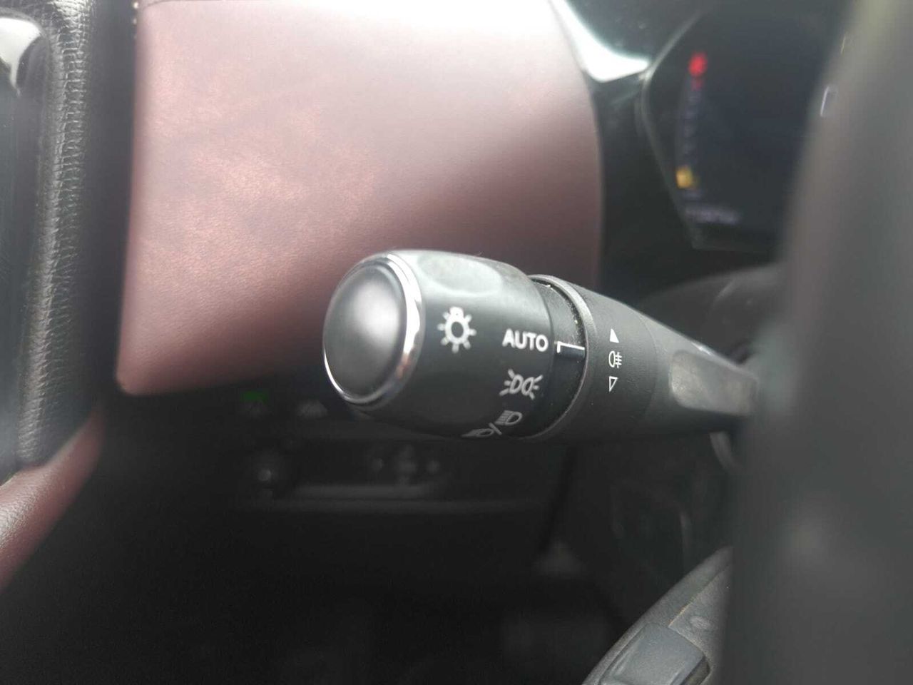 DS DS 3 CROSSBACK PURE TECH 155 CV LA PREMIERE  - Foto 2