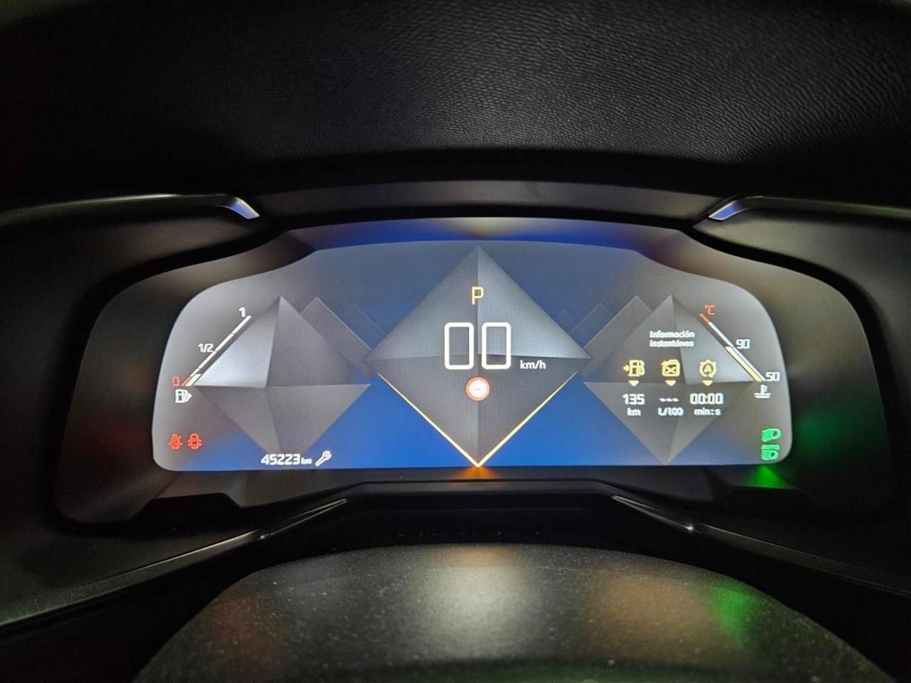 DS DS 7 Crossback PURE TECH 180 CV AUT PERFORMANCE LINE  - Foto 2