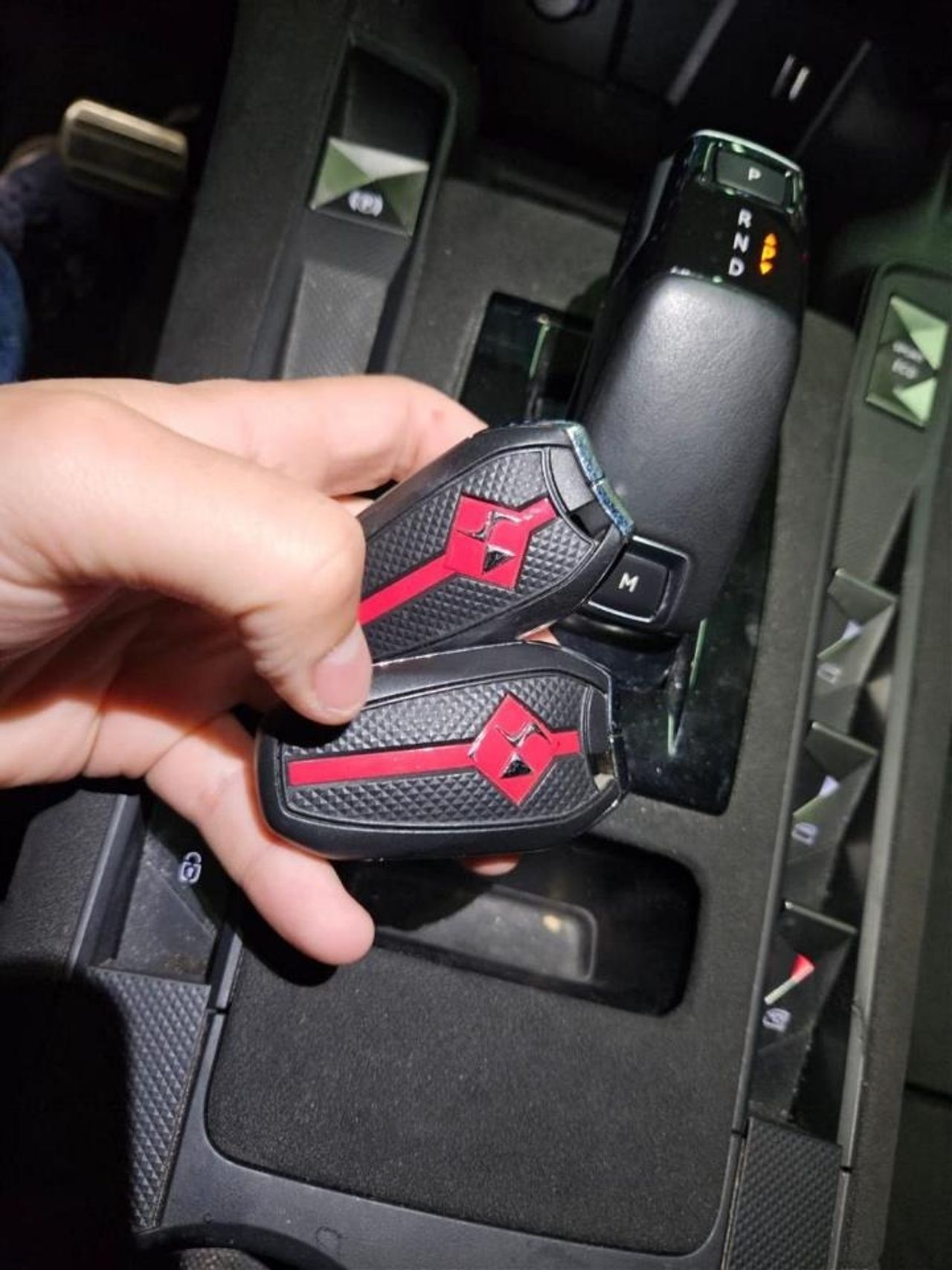 DS DS 7 Crossback PURE TECH 180 CV AUT PERFORMANCE LINE  - Foto 2