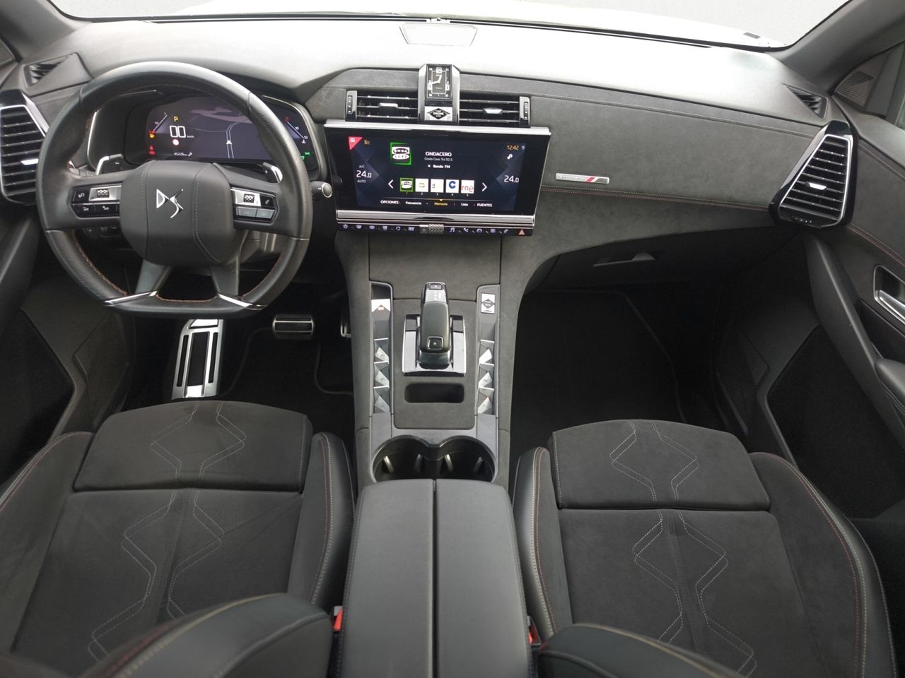 DS DS 7 Crossback PURE TECH 180 CV AUT PERFORMANCE LINE  - Foto 2