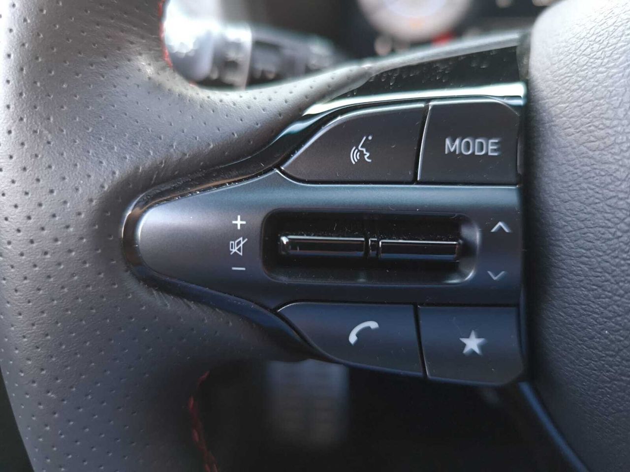 Hyundai i30 TGDI N-LINE FASTBACK 100 CV  - Foto 2