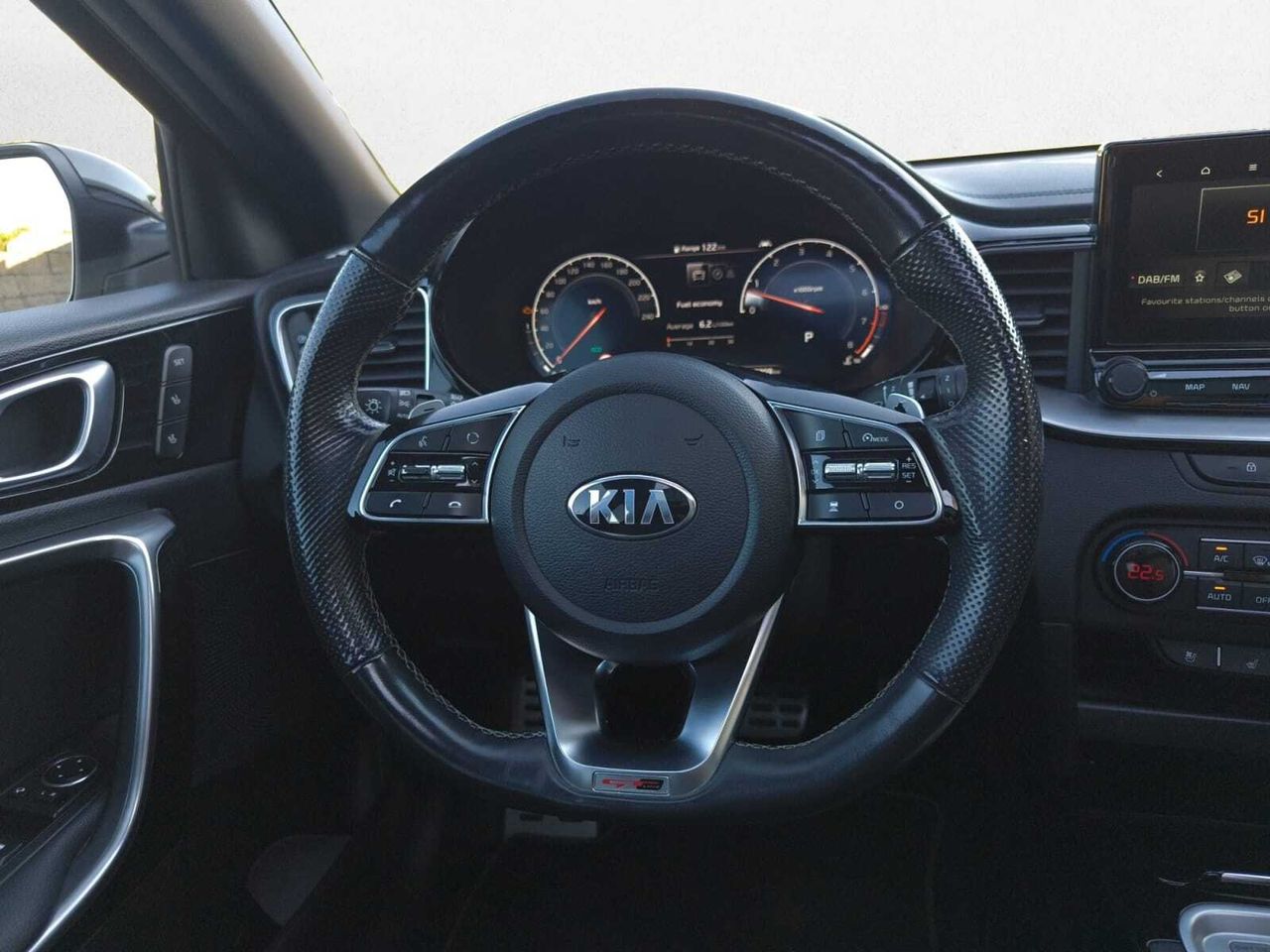 Kia Ceed 1.5 MHEV GT LINE  160 CV AUT+ TECHO PANORAMICO  - Foto 2
