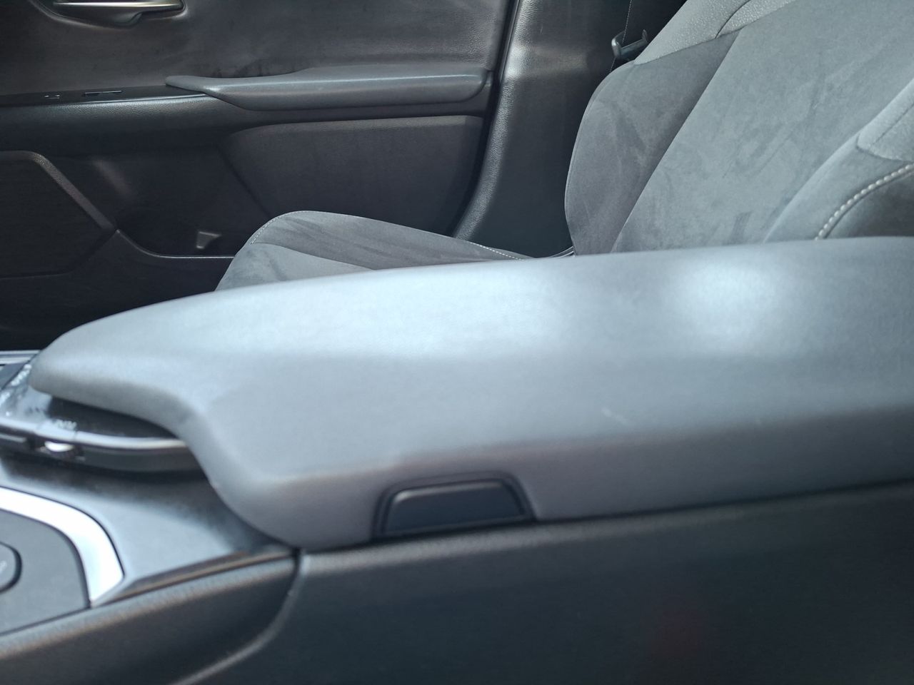 Lexus UX 2.0 250 H BUSINESS  - Foto 2