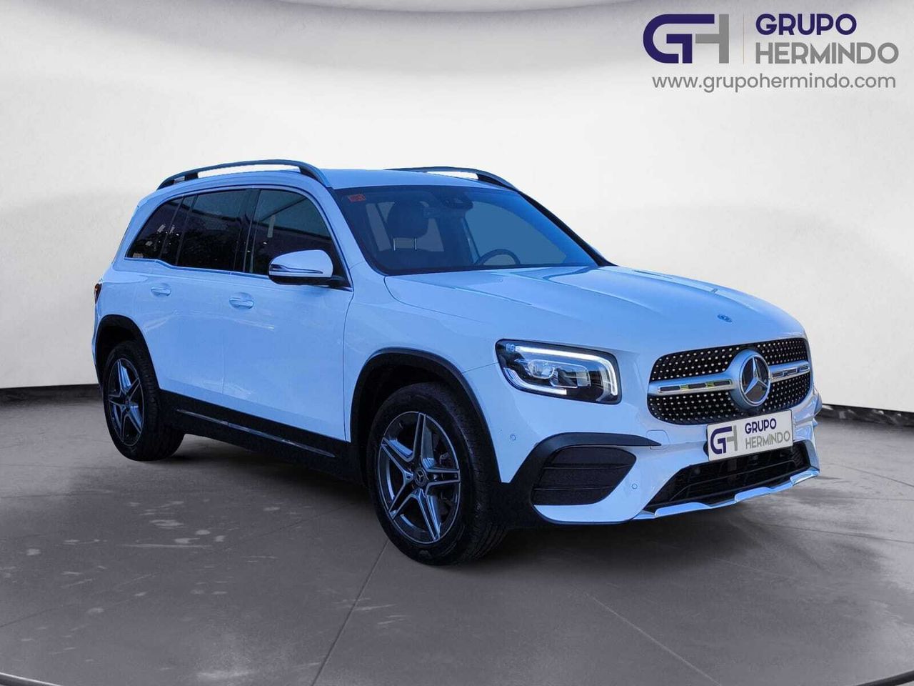 Mercedes GLB 200 D DCT 7 PLAZAS+ AMG LINE+PAQ PREMIUM+BOLA REMOLQUE  - Foto 2