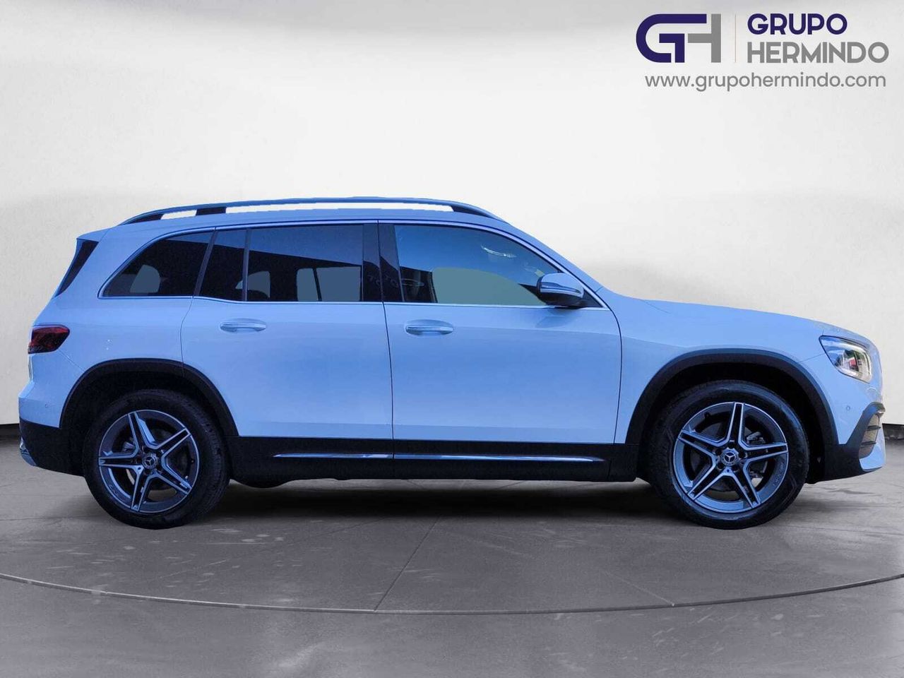 Mercedes GLB 200 D DCT 7 PLAZAS+ AMG LINE+PAQ PREMIUM+BOLA REMOLQUE  - Foto 2